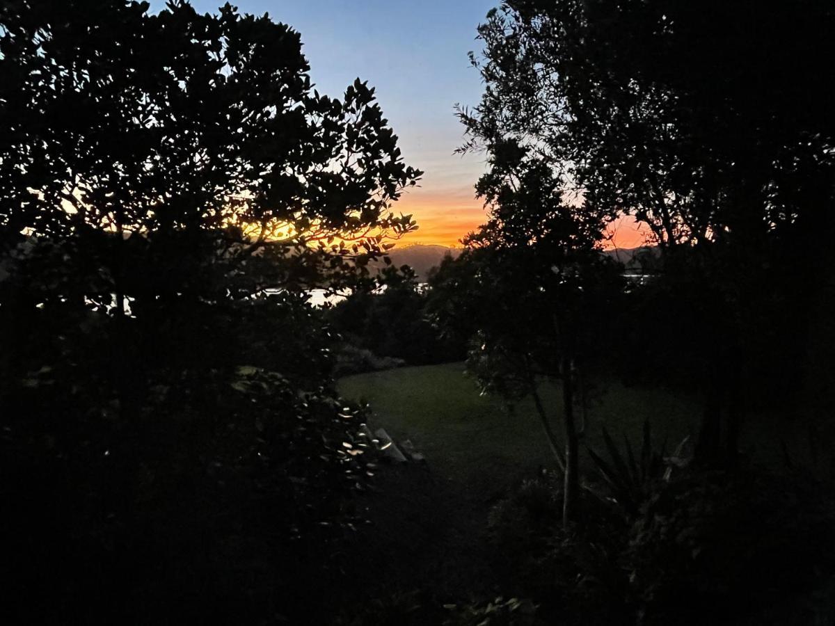 Moonriver Cottage, Prime Lagoon Views & Solar Power Knysna Exterior foto