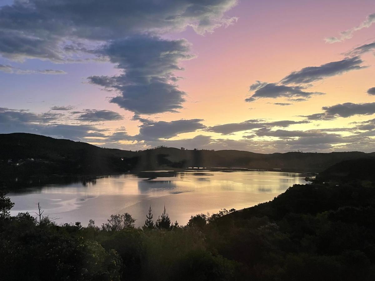 Moonriver Cottage, Prime Lagoon Views & Solar Power Knysna Exterior foto